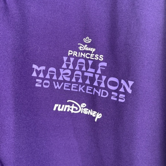 runDisney Purple 2025 Princess Half Marathon Jacket - Picture 3 of 9